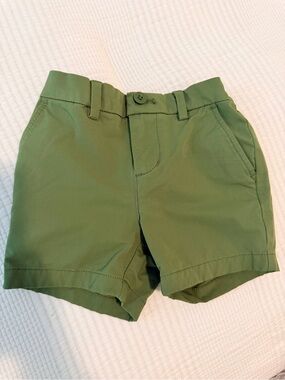 Vineyard Vines Olive Green Women's Shorts